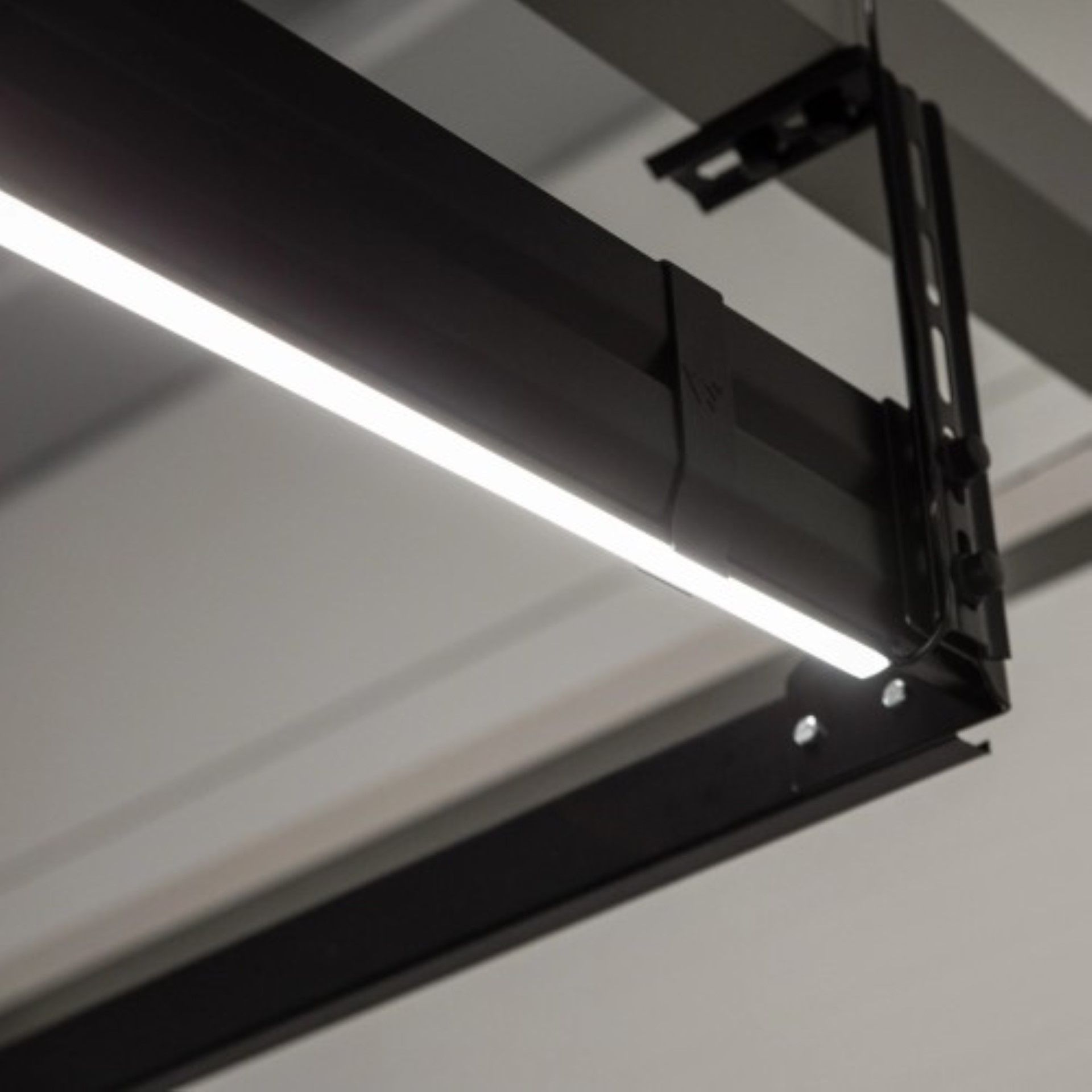 Garagentor mit LED-Beleuchtung