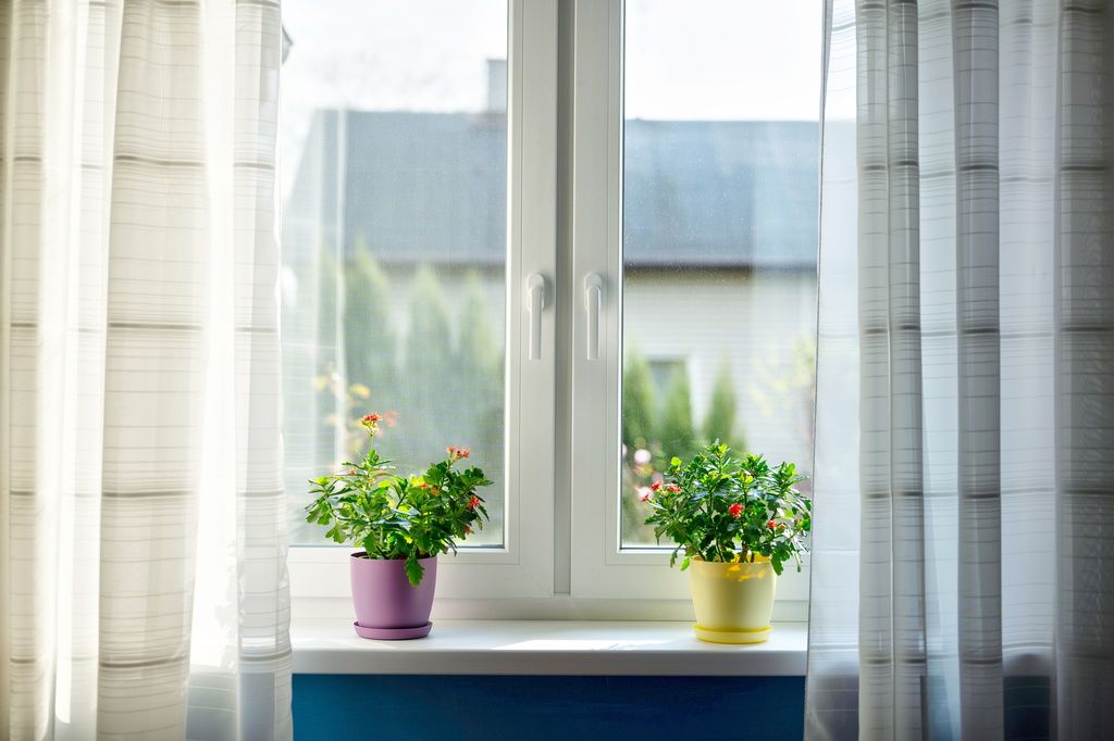 Wie wählt man die Farbe der Fassade und der Fenster aus?